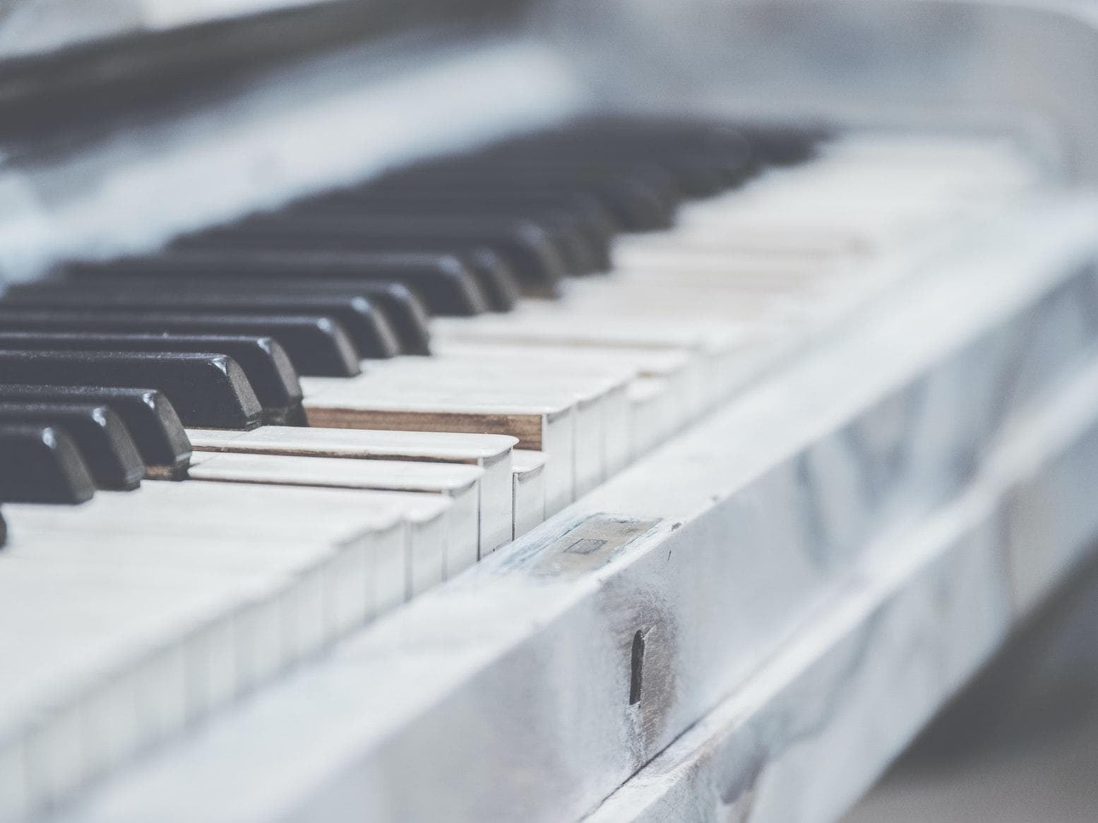 touches de piano, essaie de piano, notes de piano, état du clavier, touches abîmées, touche défectueuse, achat de piano entre particulier, achat de piano